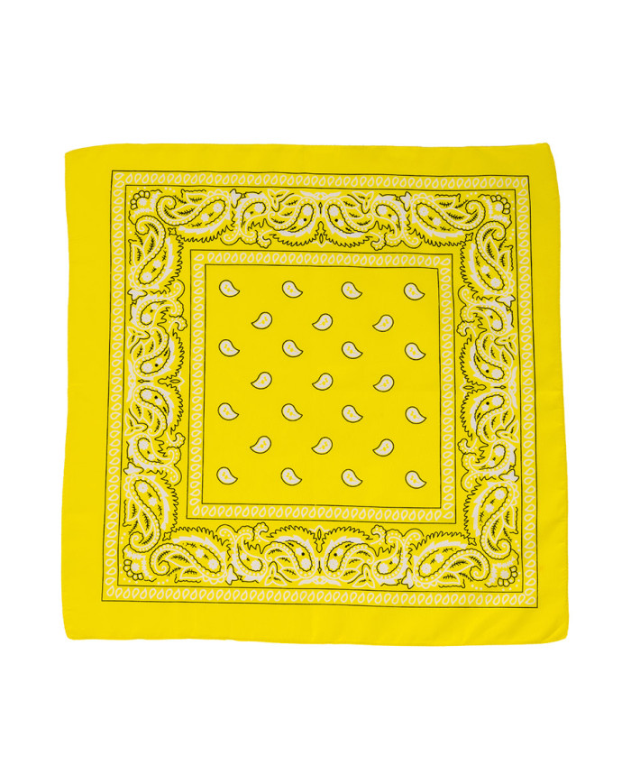 Bandana giallo fluo in tessuto cm. 55x55 ca. in busta con cavallotto