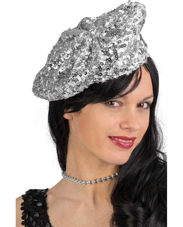 Cappello basco argento in paillettes  con cartellino/etichetta