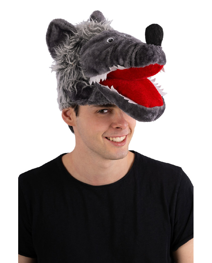 Wolf hat with label