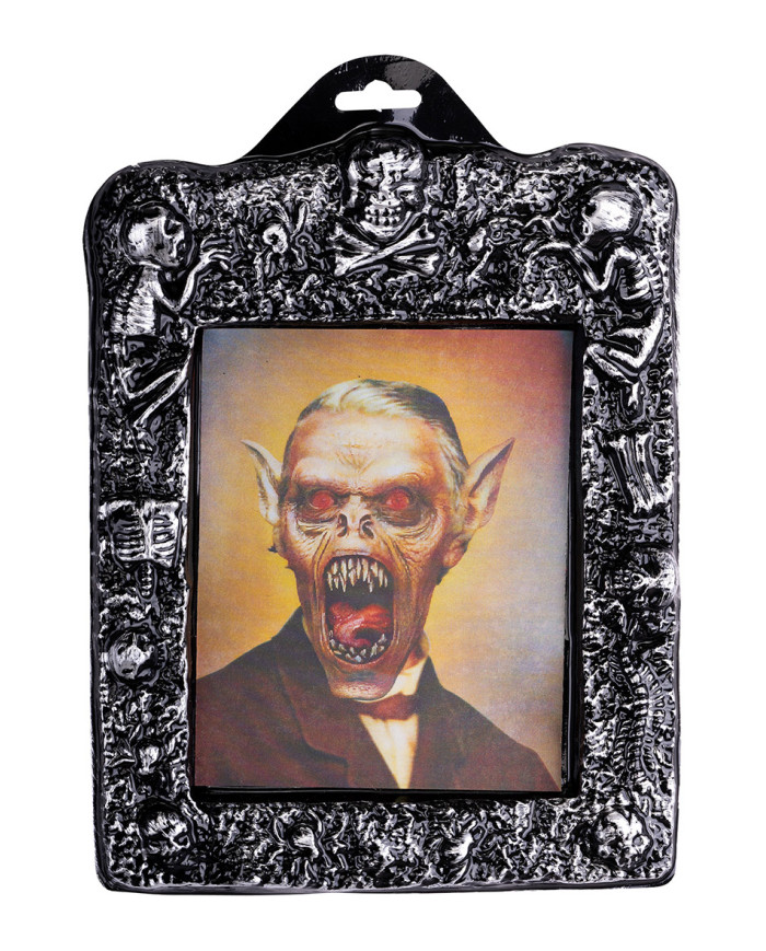 3D monster portrait h.cm. 21x30 with label