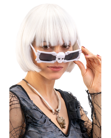 Gafas de Halloween con huesos de esqueleto sobre cartoncillo