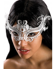White metal chinless mask for a delicate disguise.