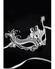 White metal chinless mask for a delicate disguise.