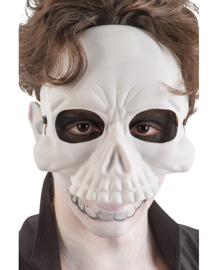 Chinless mask in plastic in the shape of a skull. An ideal