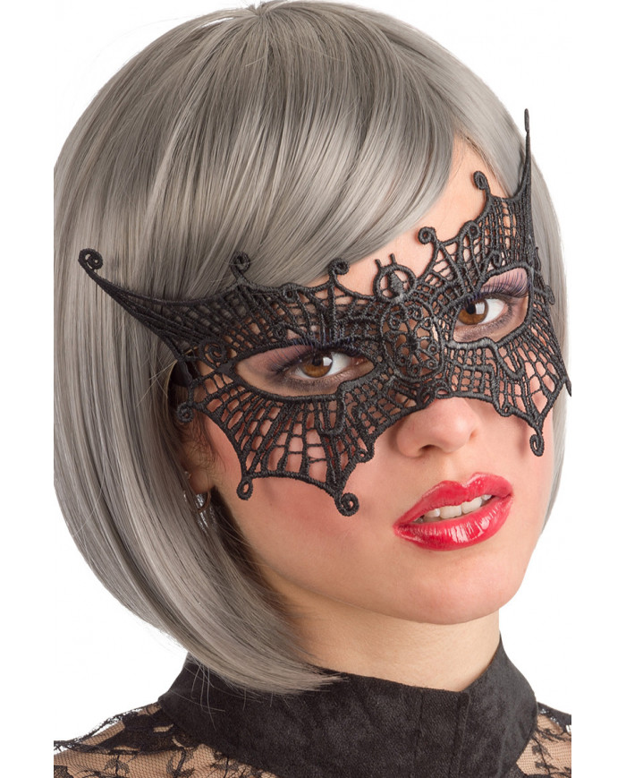 Chinless mask in black macrame' fabric shaped like a bat. Ideal