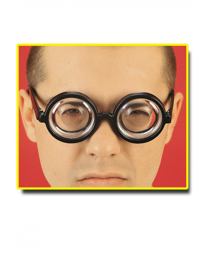 Occhiali finti, con montatura tonda e lenti molto spesse in