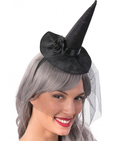 Mini cappello a punta in raso di colore nero decorato con rosa