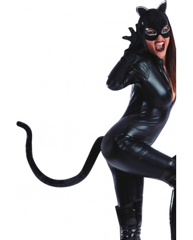 Black cat tail, one of the most characteristic characters of