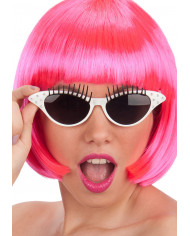 White Glasses W/Eyelashes On Card