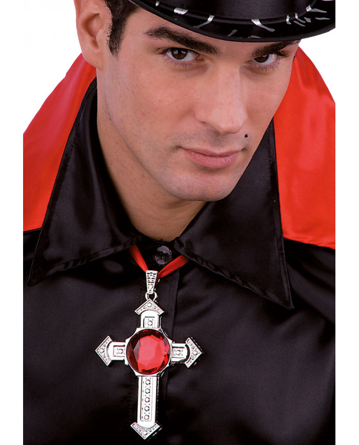 Fettuccia in tessuto rosso con appesa una croce argentata e