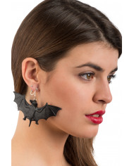Bat earrings, a jewel that will enrich your Halloween disguise.