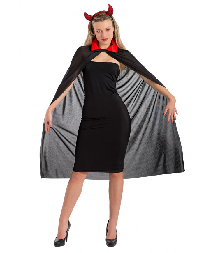 Mantello nero in tessuto trasparente con colletto rosso, lungo