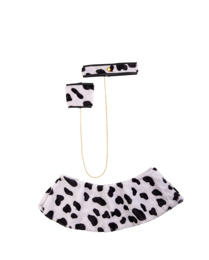 Set composto da coprispalle, collarino e polsino in peluche