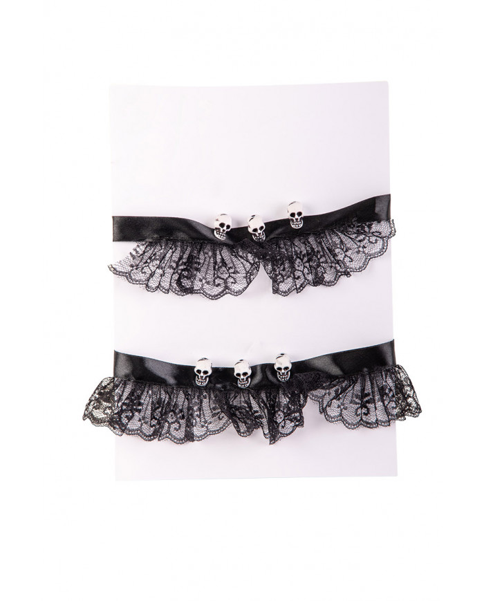 Set consisting of a horror style collar and bracelet. Adult