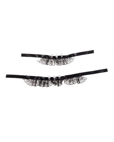 Set composto da collarino e bracciale in stile horror. Kit di