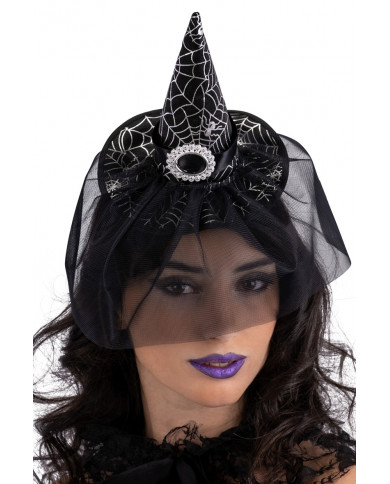 chapeau en satin noir avec boucle, voilette et serre-tête avec carte d’en-tête